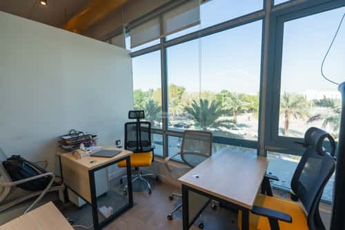 9000 sqm office in As Suwaidi 15