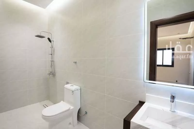 4 bedroom apartment in Al Salamah 8