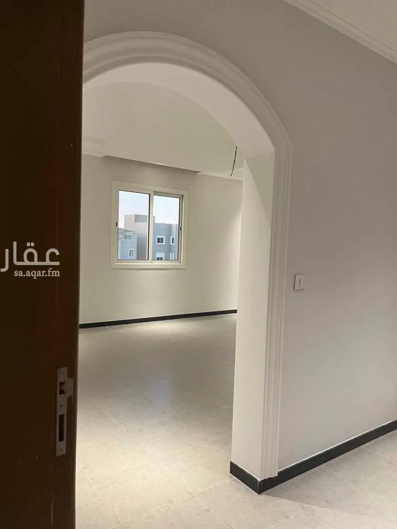 فيلا 10 غرف في الزمرد 12