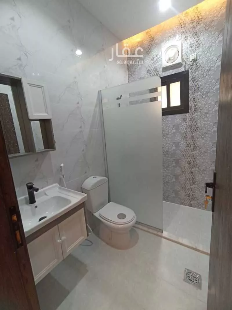 شقة 5 غرف في الريان 5