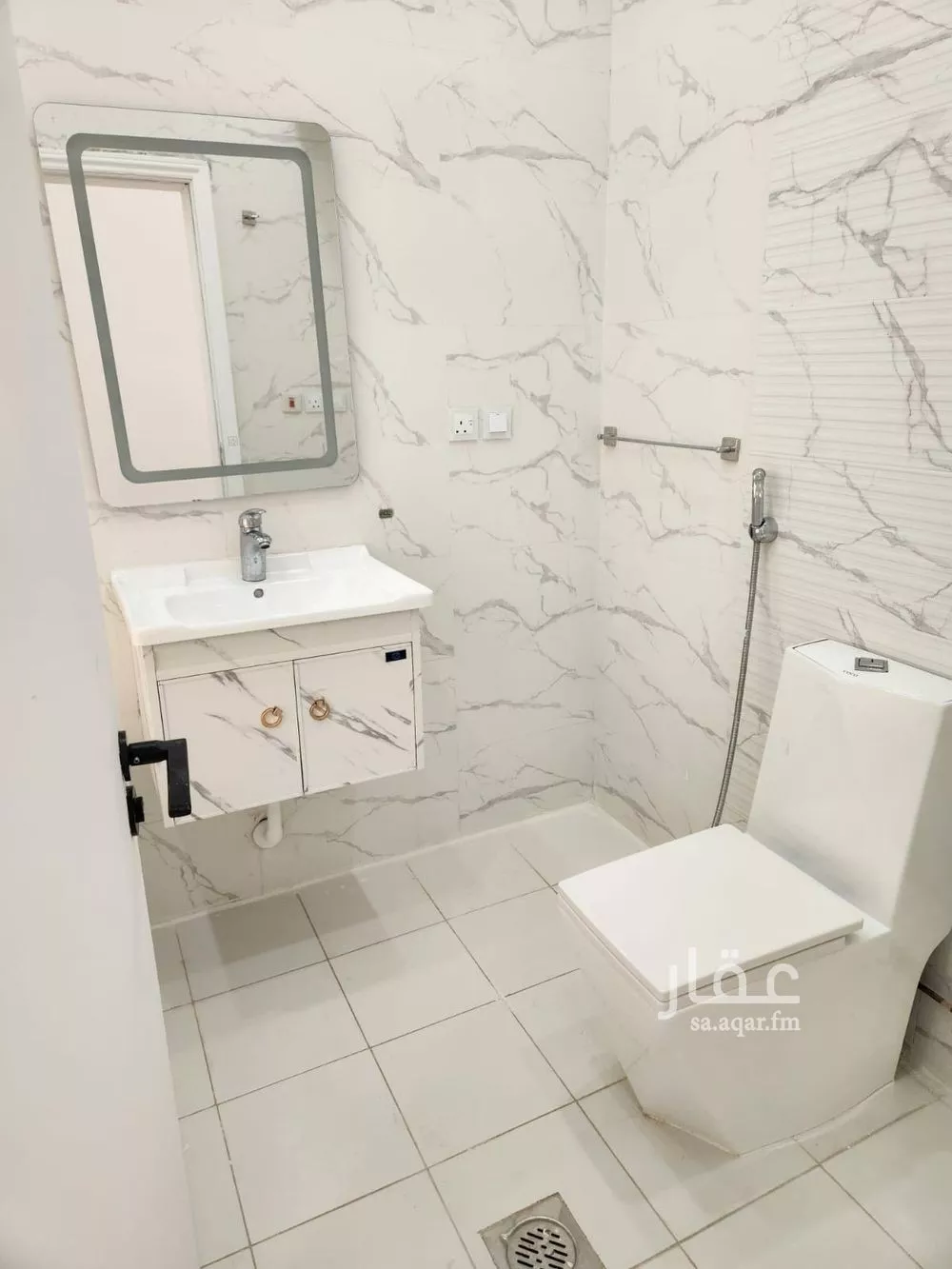 شقة 5 غرف في السلامة 7