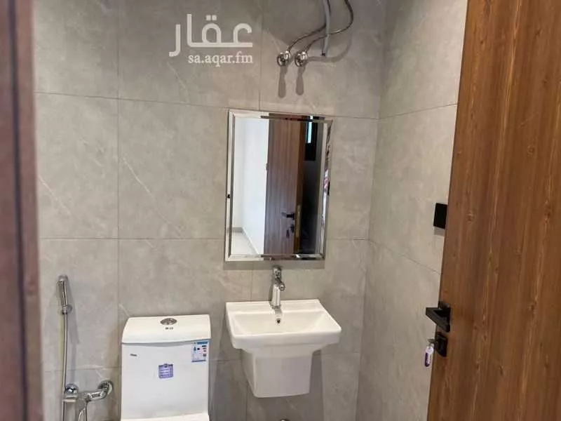 5 bedroom floor in Banban 10