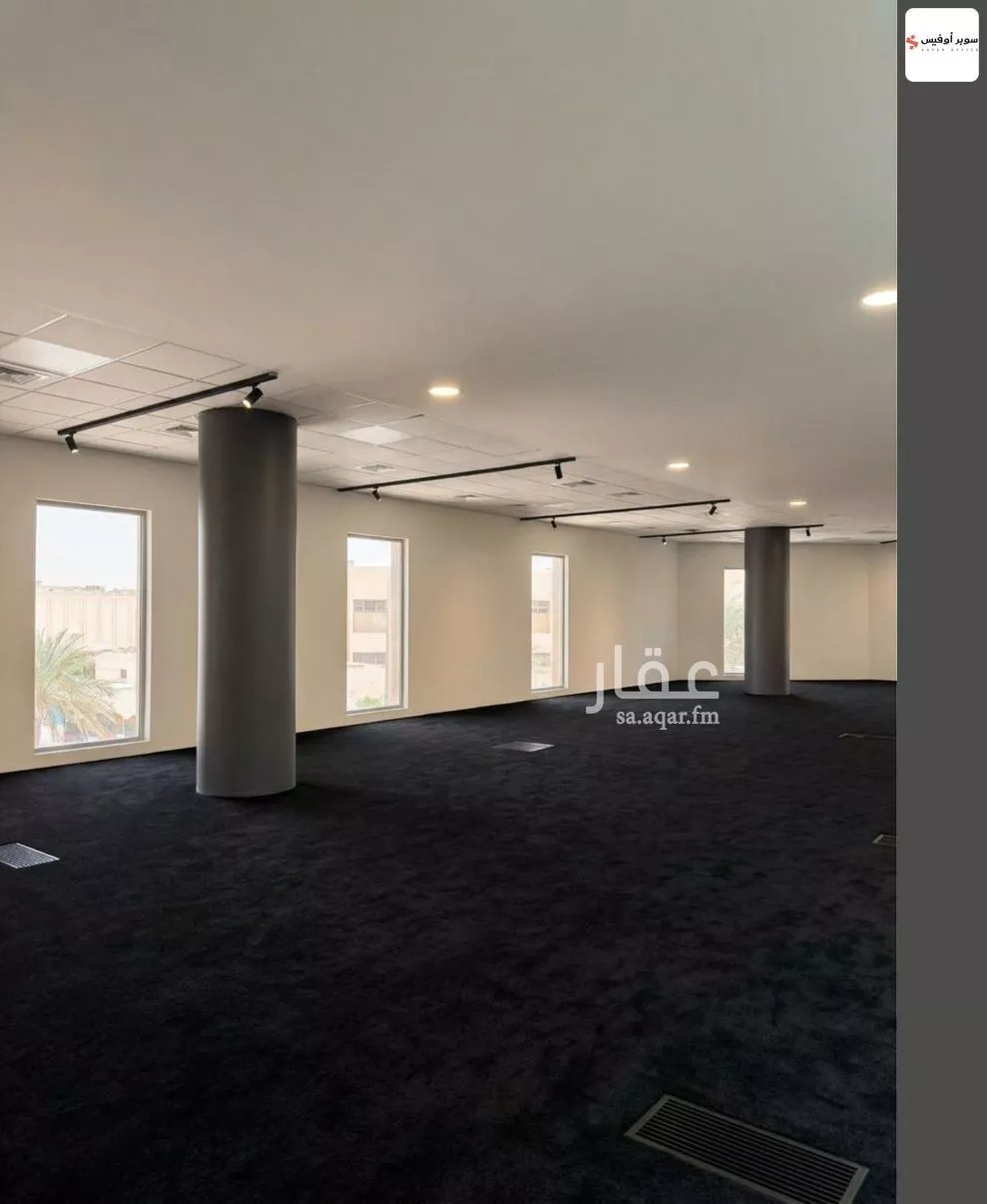 مكتب 10829 م² في الروضة 2