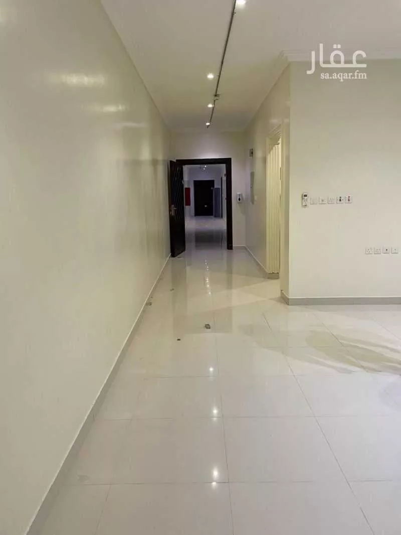 مكتب 870 م² في ظهرة نمار 13