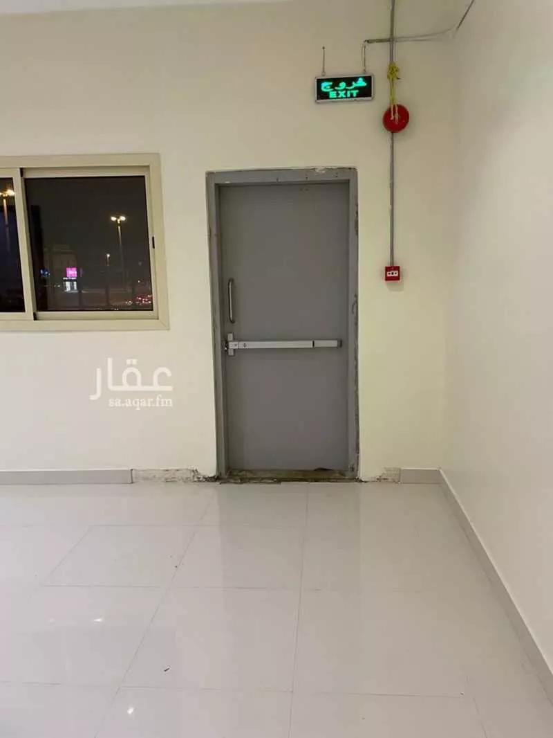 مكتب 870 م² في ظهرة نمار 14