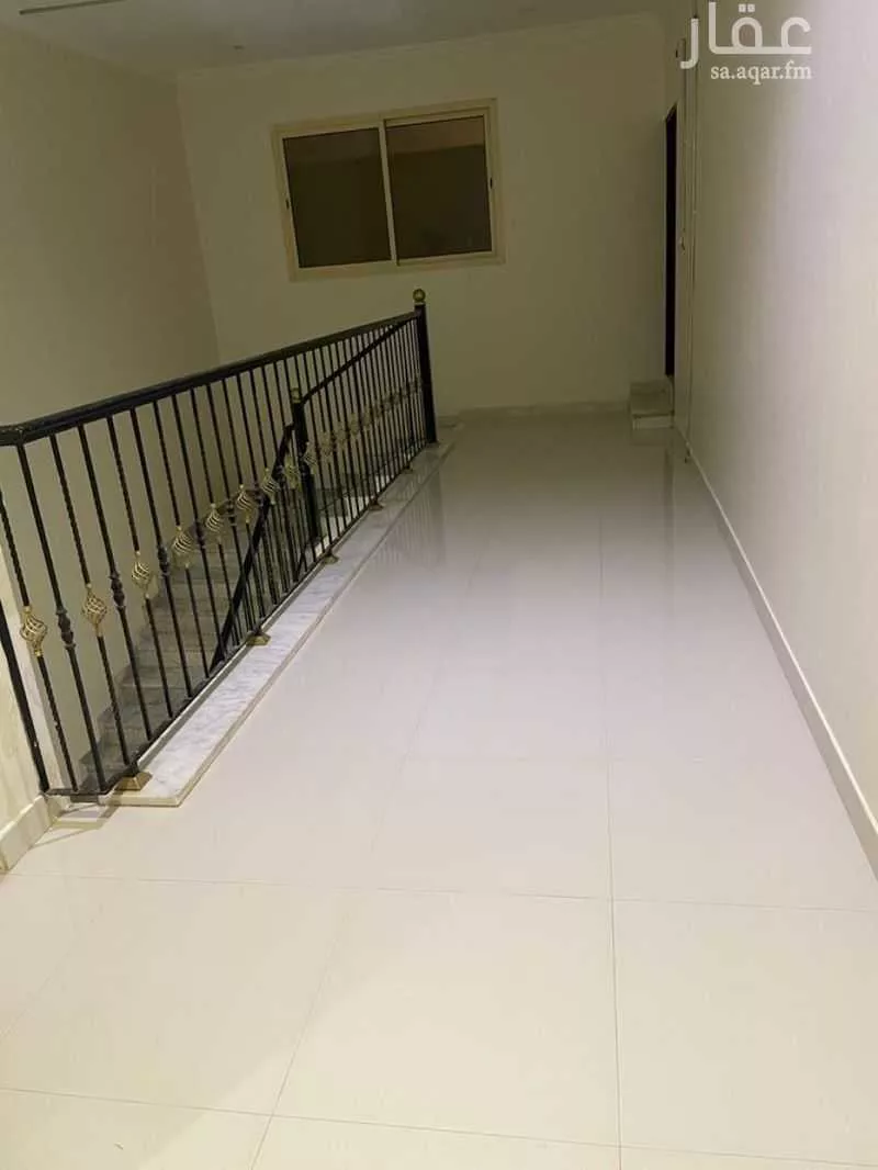 مكتب 870 م² في ظهرة نمار 19