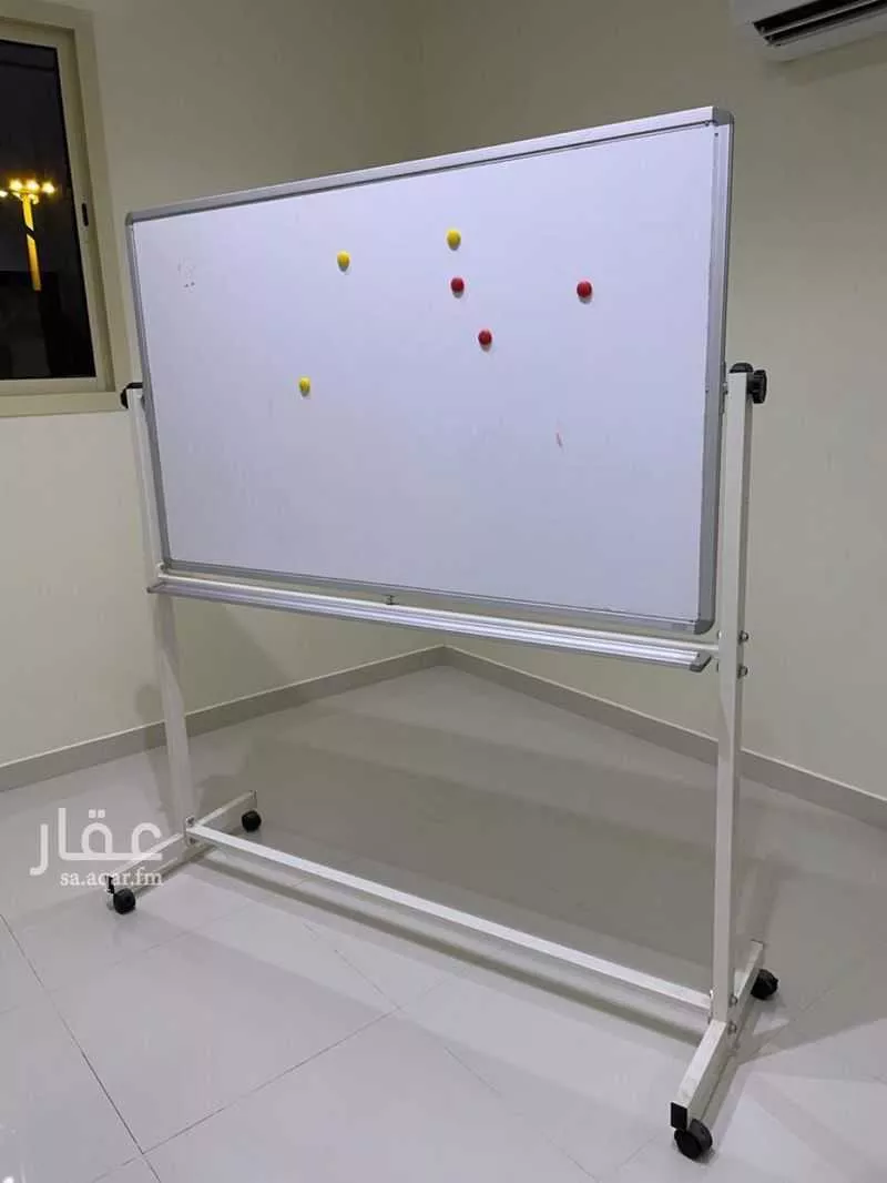 مكتب 870 م² في ظهرة نمار 20