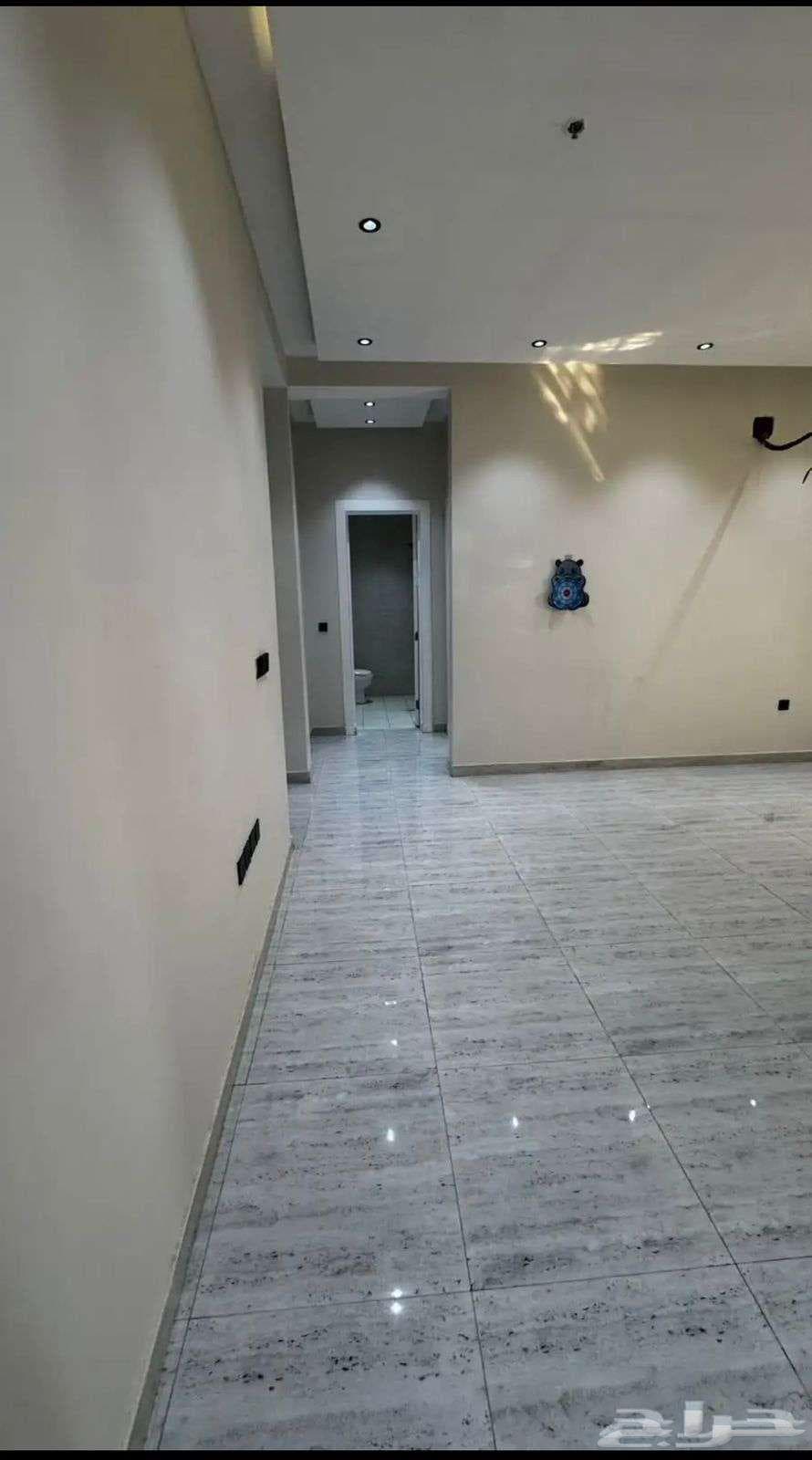 شقة 4 غرف في القادسية 8