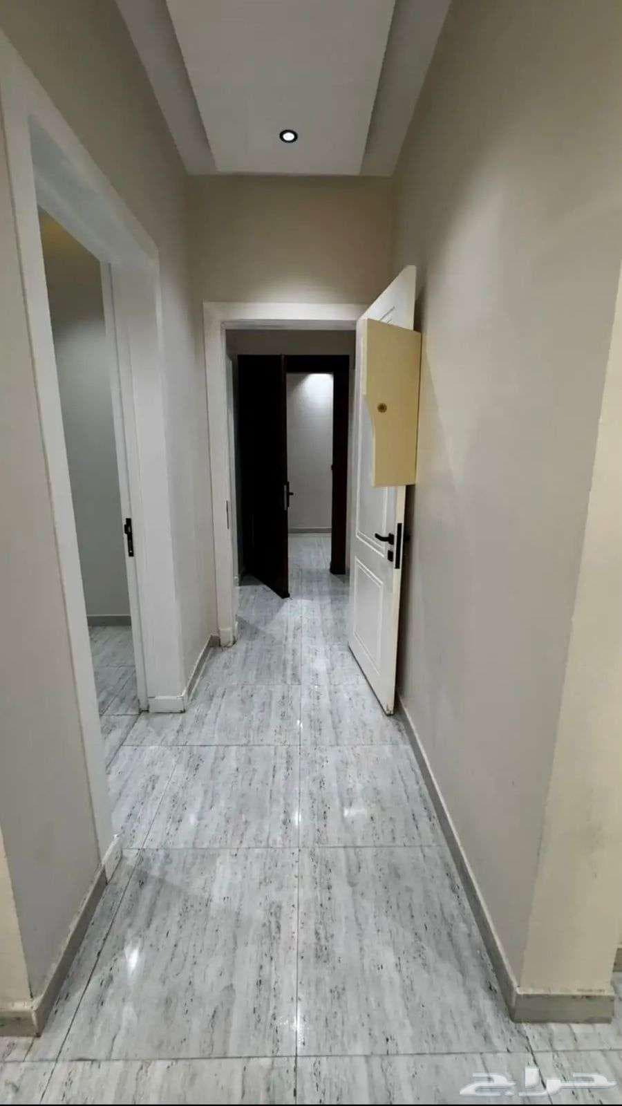 شقة 4 غرف في القادسية 10