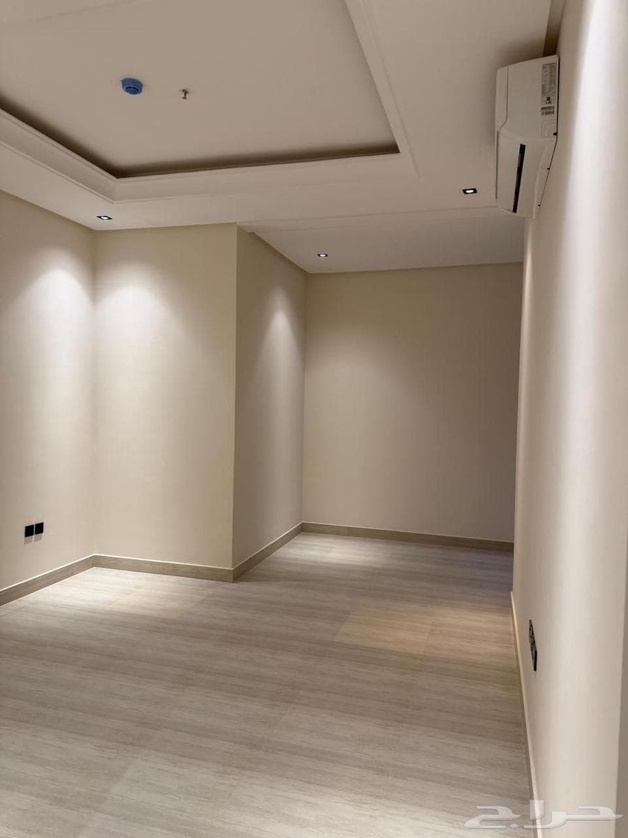 شقة 3 غرف في الرمال 6