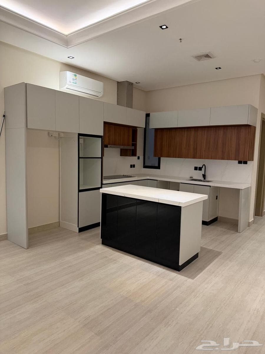 شقة 3 غرف في الرمال 8