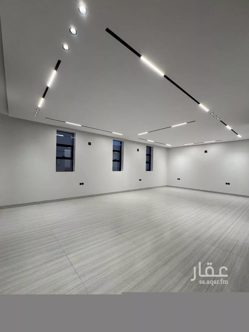 فيلا 6 غرف في المهدية 5