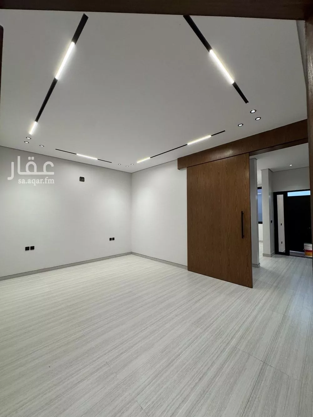 فيلا 6 غرف في المهدية 9