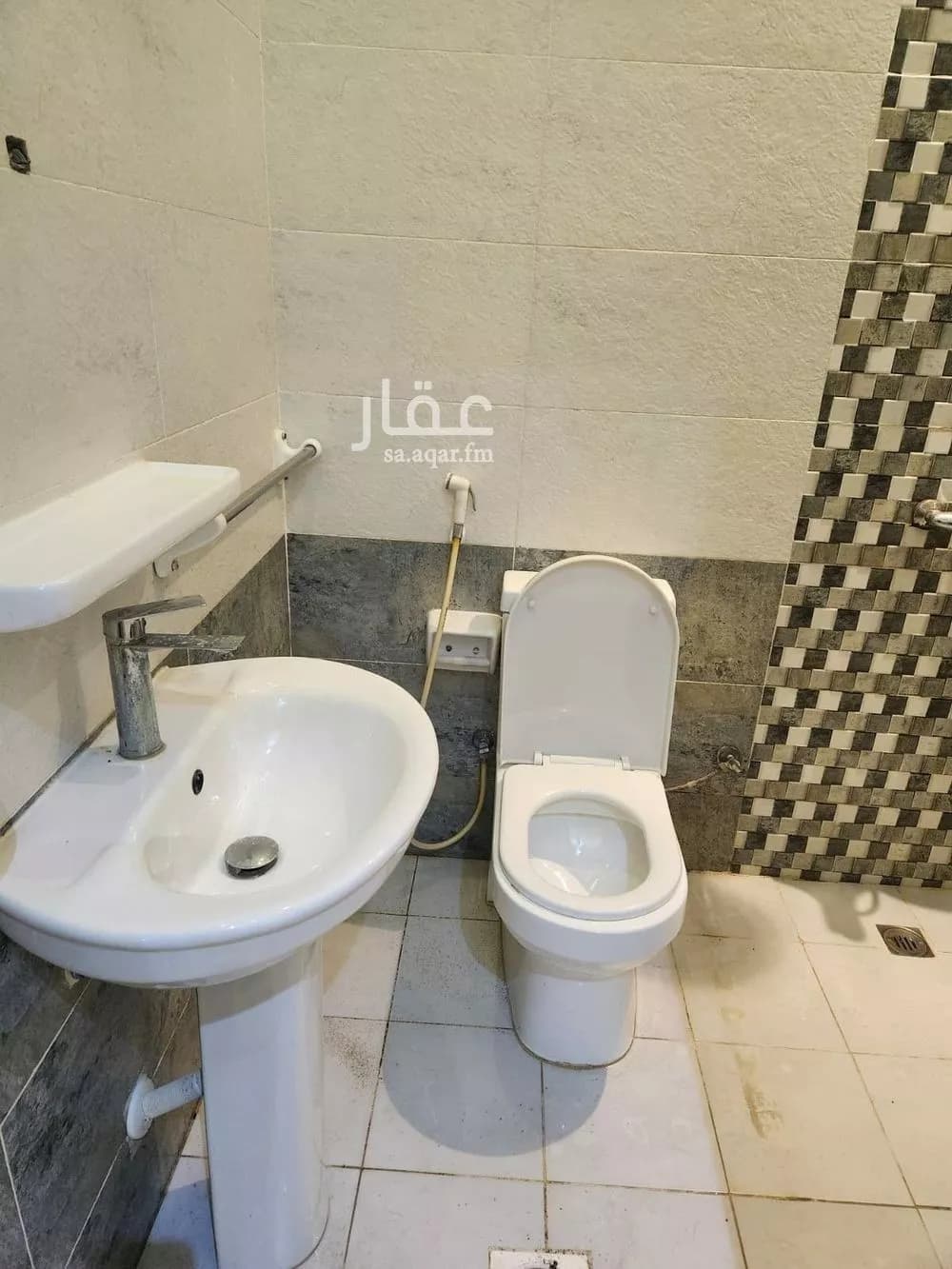 3 bedroom apartment in Al Salamah 13