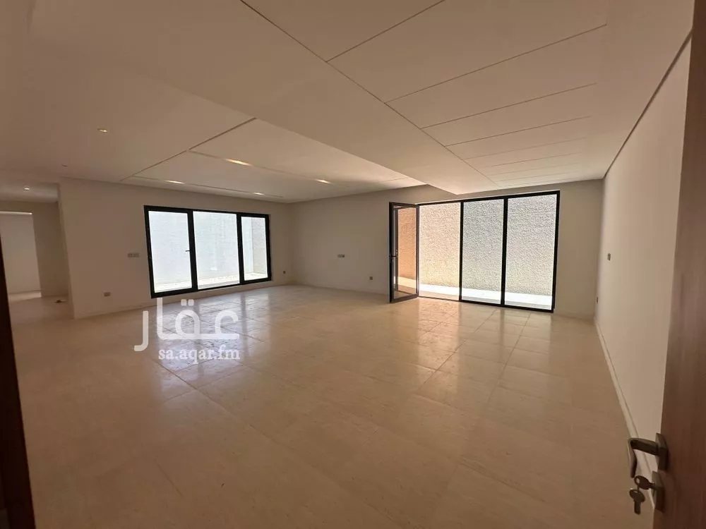 فيلا 5 غرف في العارض 5