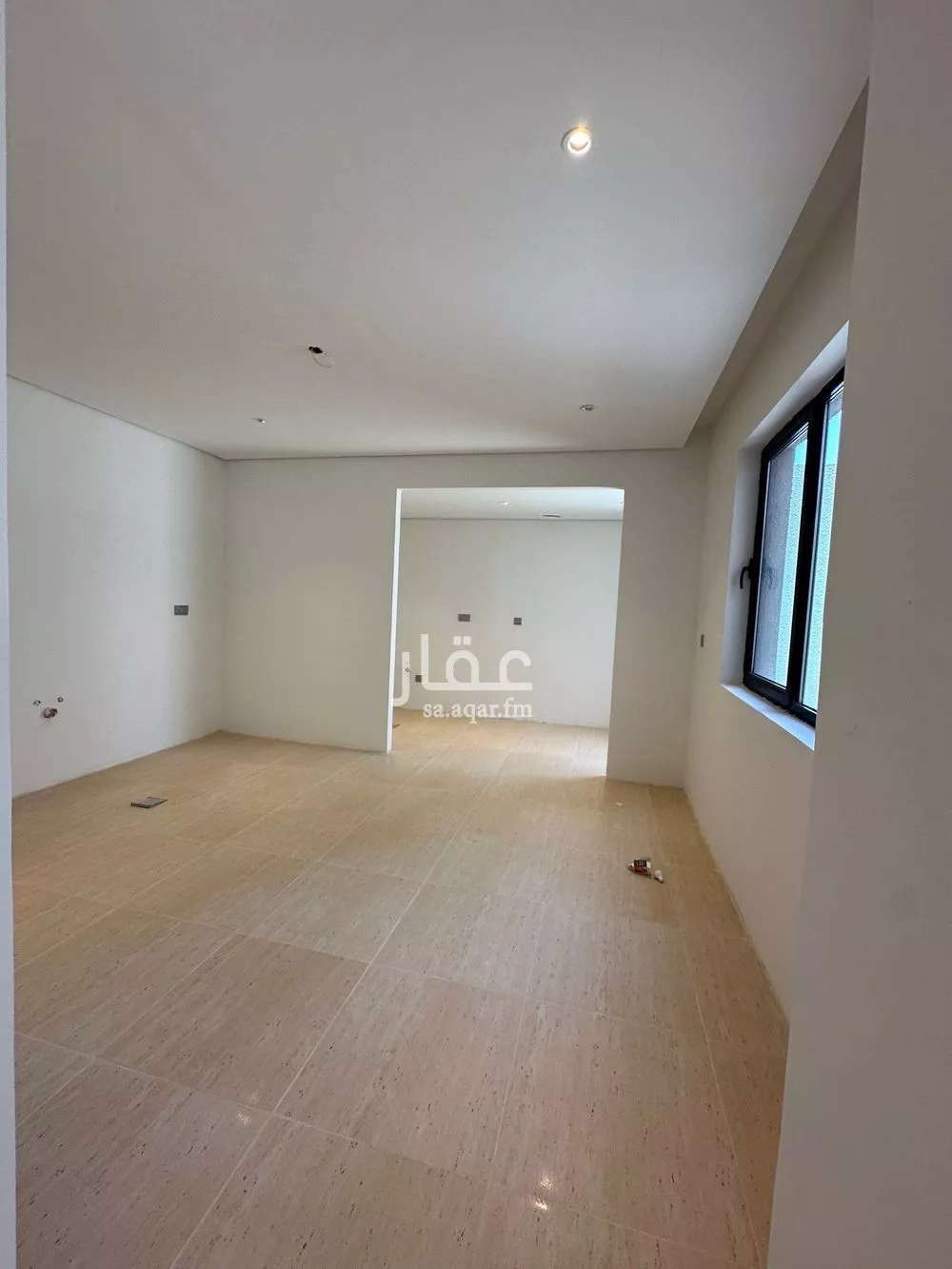 فيلا 5 غرف في العارض 9