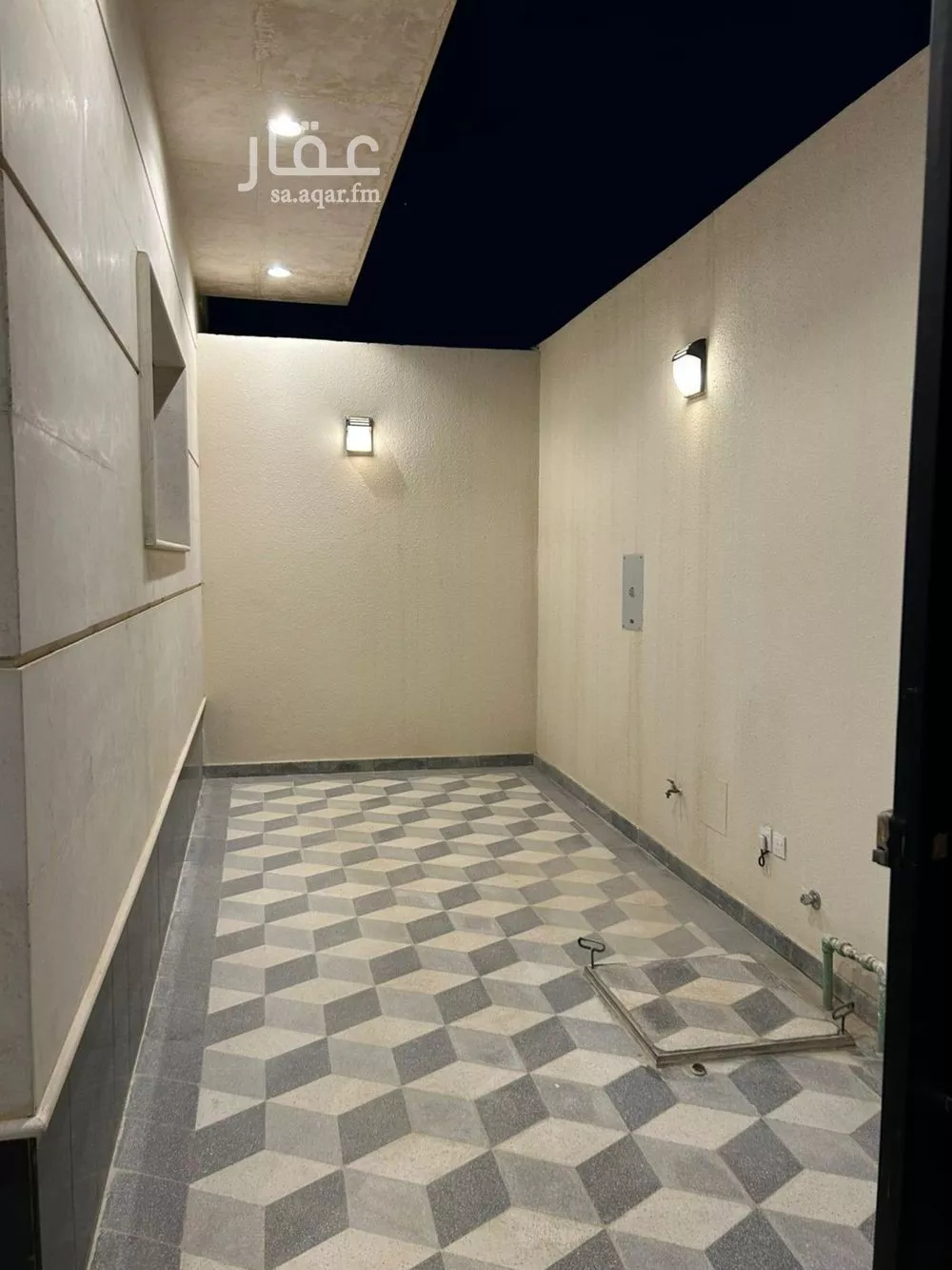 3 bedroom floor in Al Malqa 16