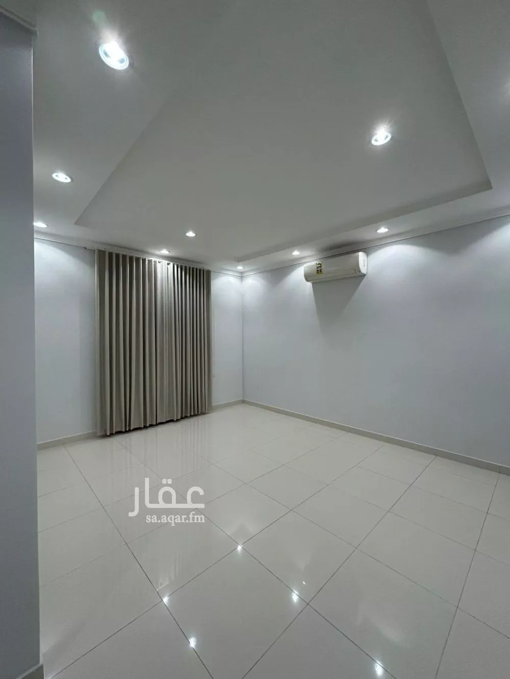 3 bedroom floor in Al Malqa 8