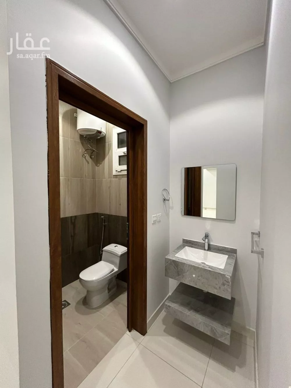 3 bedroom floor in Al Malqa 10