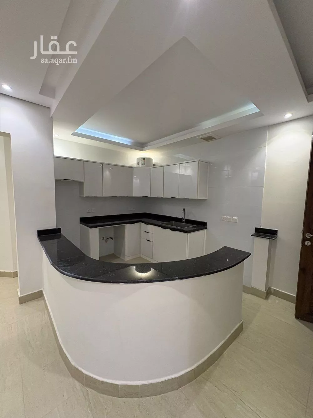 شقة 1 غرف في صلاح الدين 8