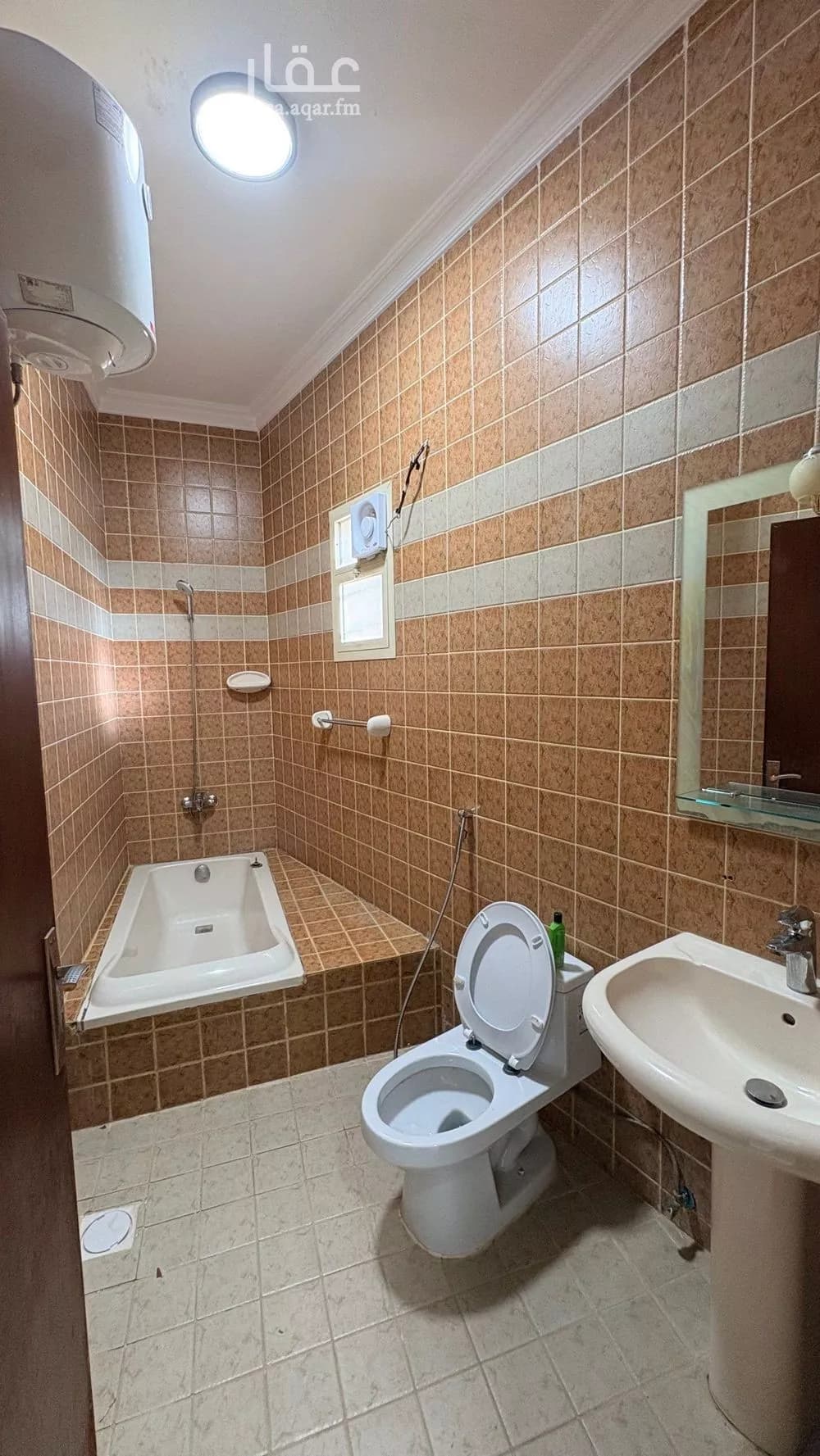 شقة 2 غرف في النخيل 7