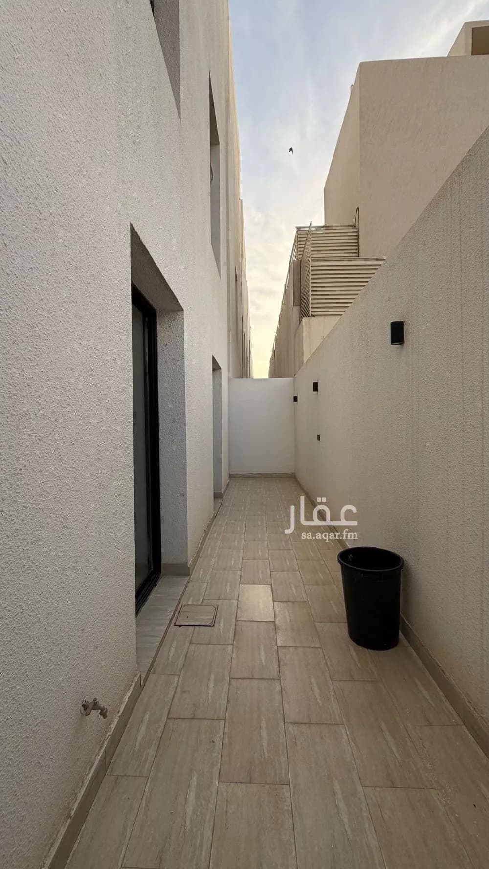 شقة 2 غرف في الرمال 3