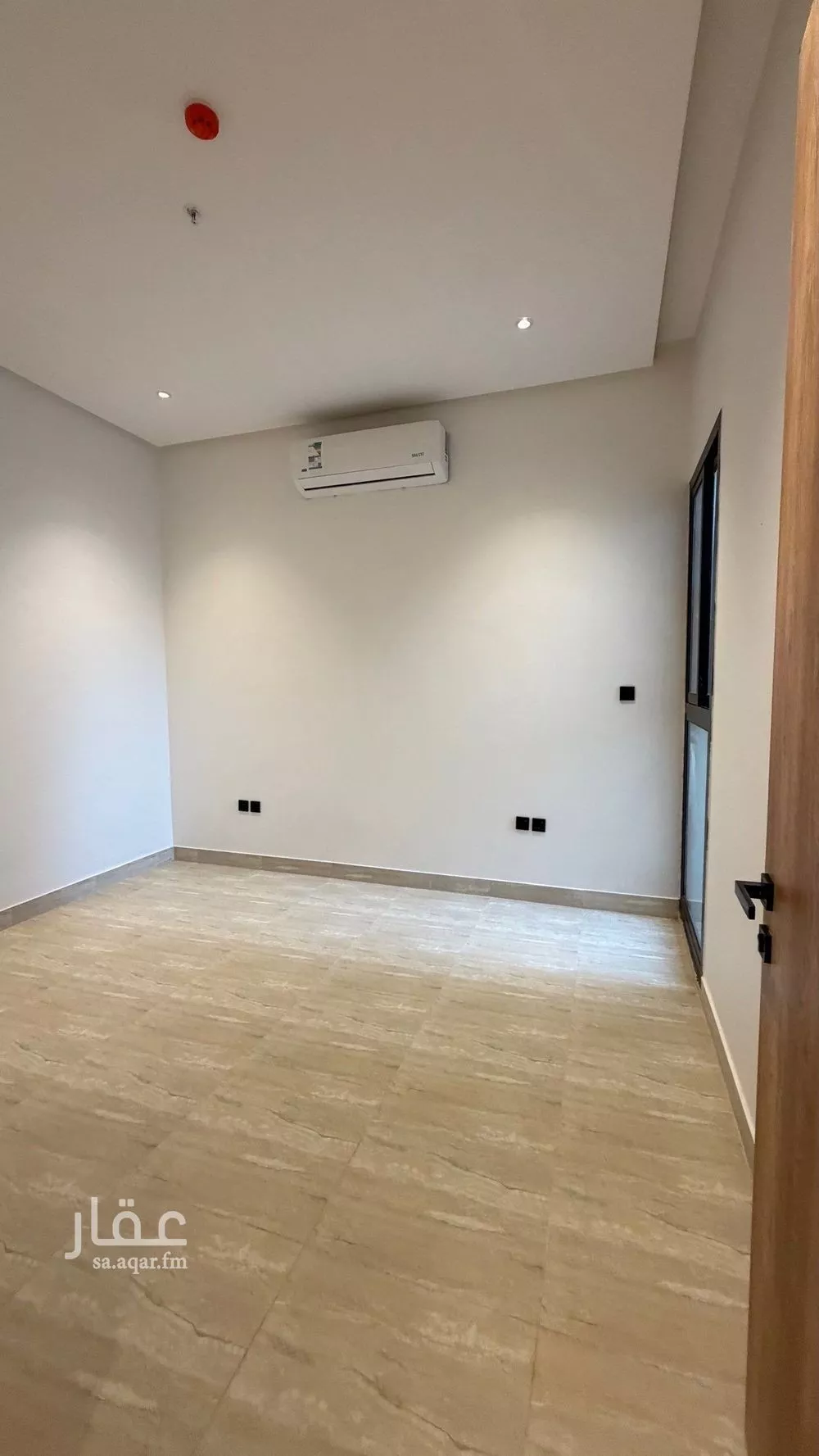 شقة 2 غرف في الرمال 8