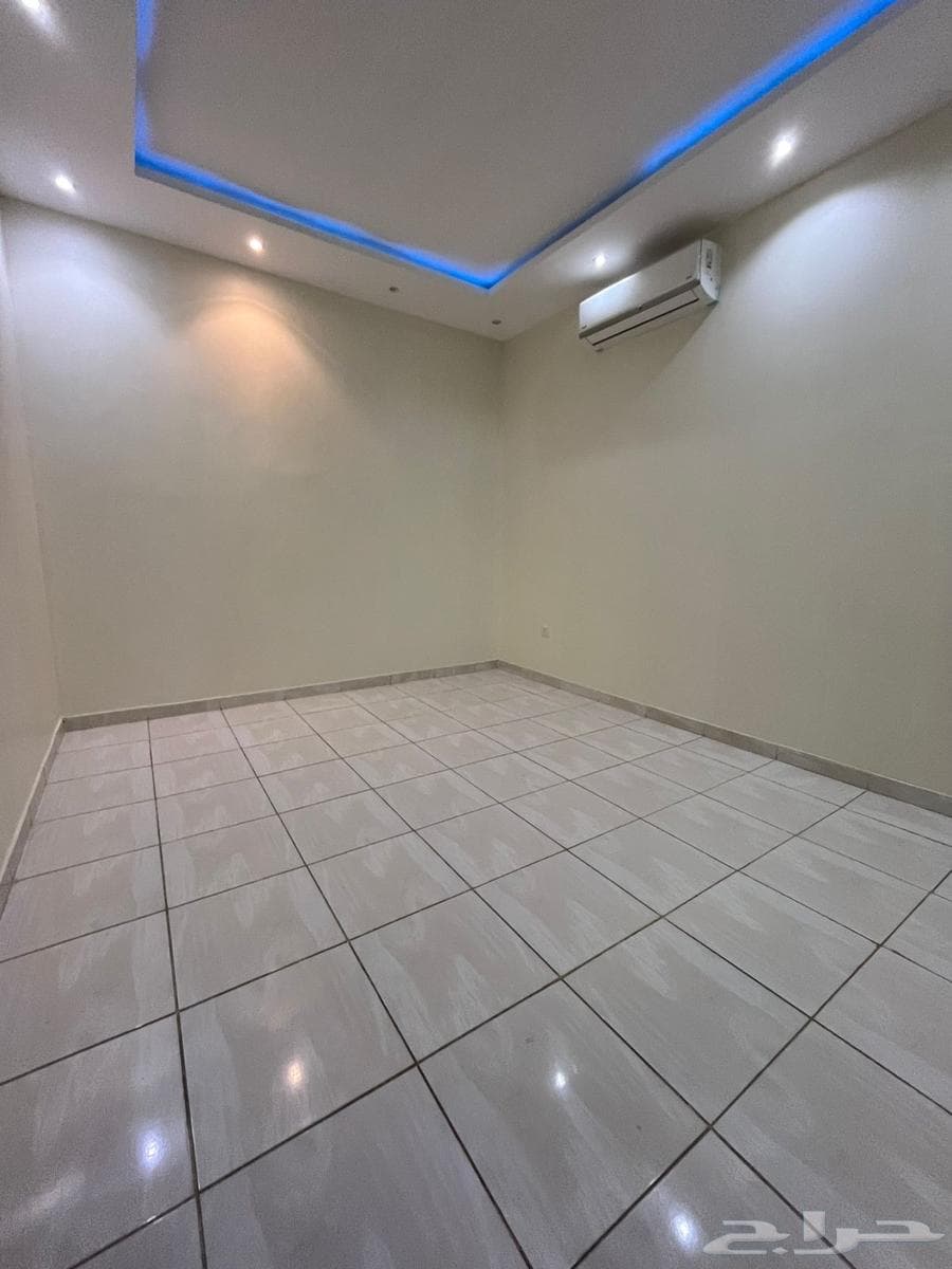 4 bedroom apartment in Al Aridh 7