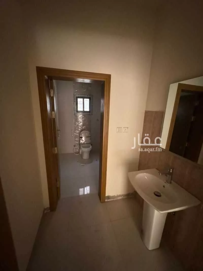6 bedroom apartment in Al Shiraa 11