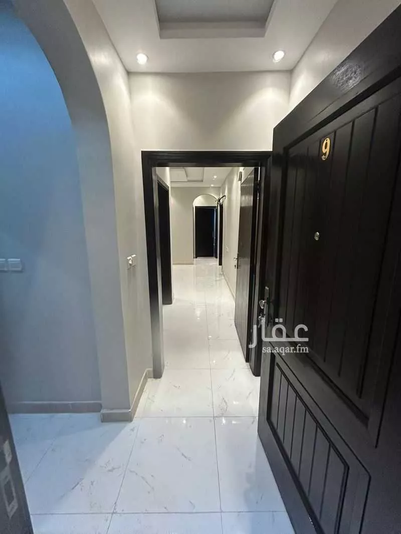 5 bedroom apartment in Muraykh 2