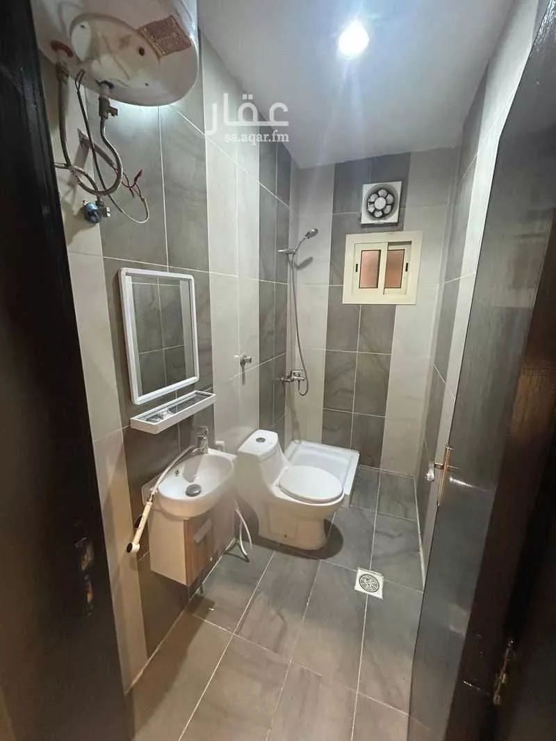 5 bedroom apartment in Muraykh 11