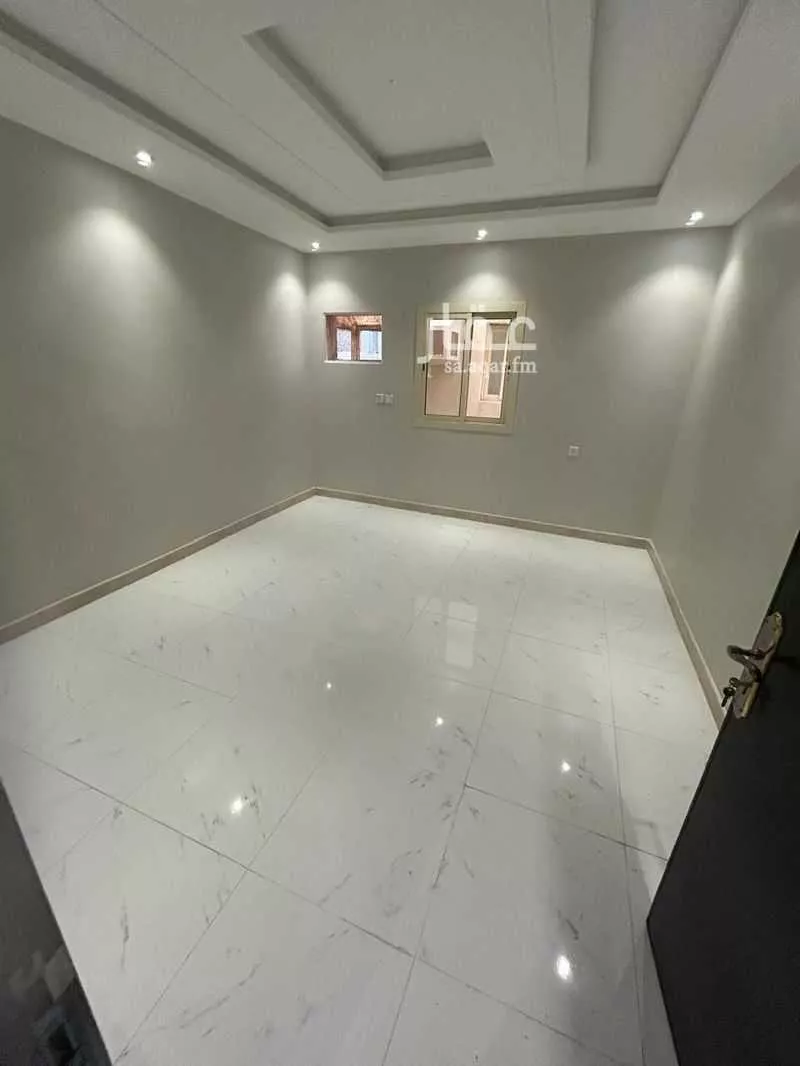 5 bedroom apartment in Muraykh 3