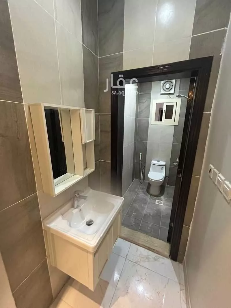 5 bedroom apartment in Muraykh 4