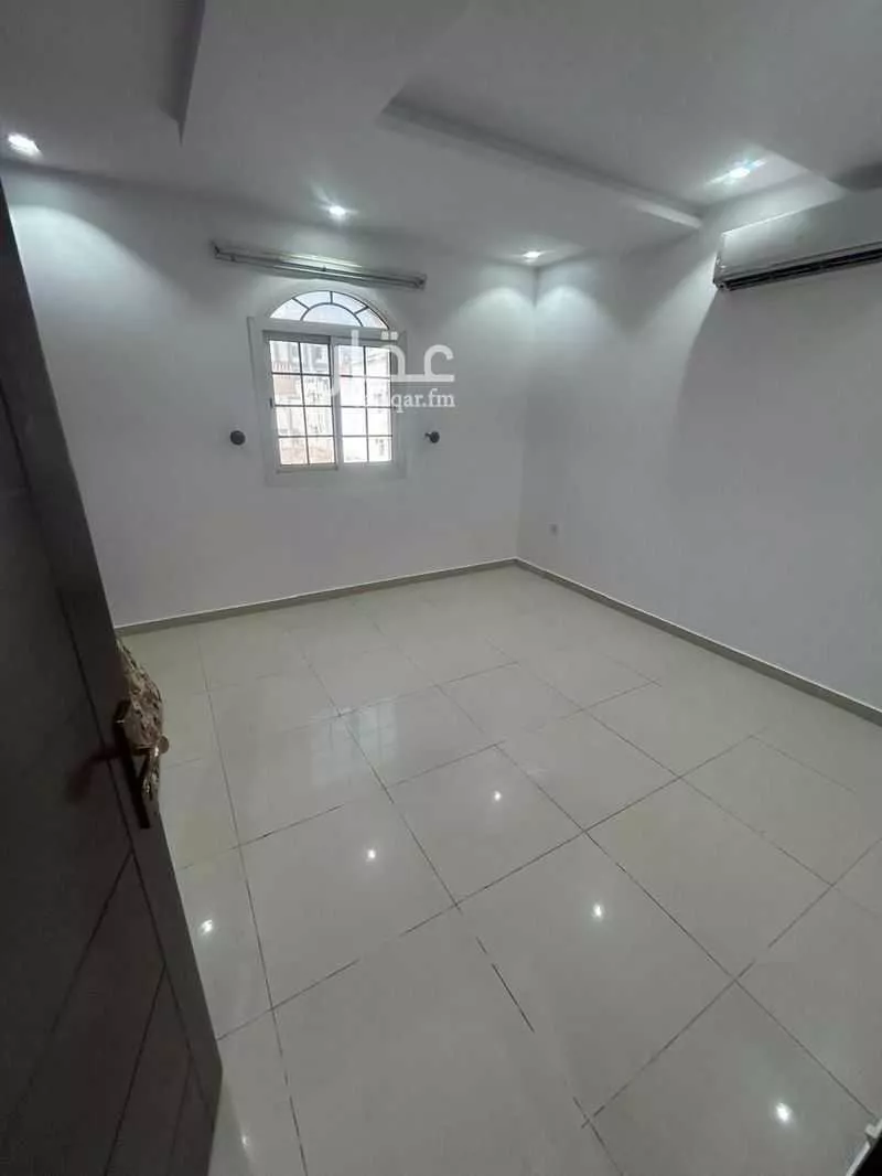 شقة 3 غرف في الصفا 5