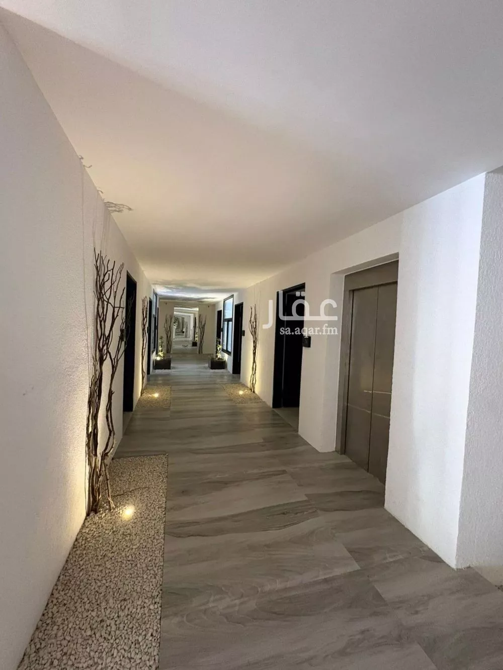 شقة 1 غرف في الملقا 4