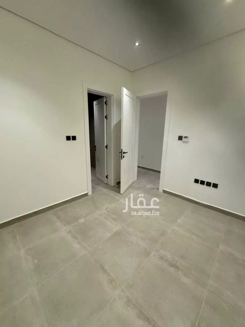 دور 4 غرف في الورود 7