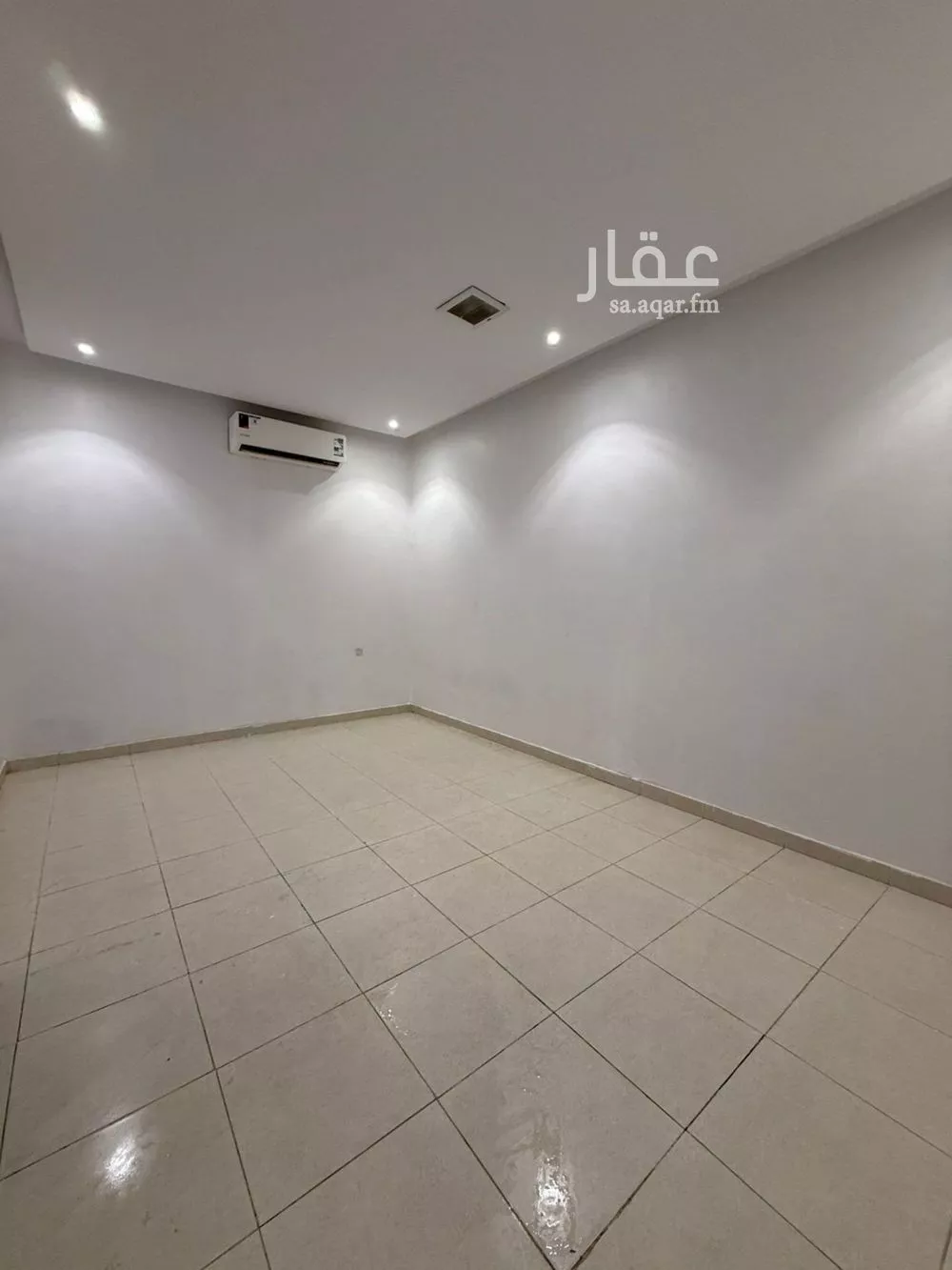 شقة 1 غرف في الرمال 3