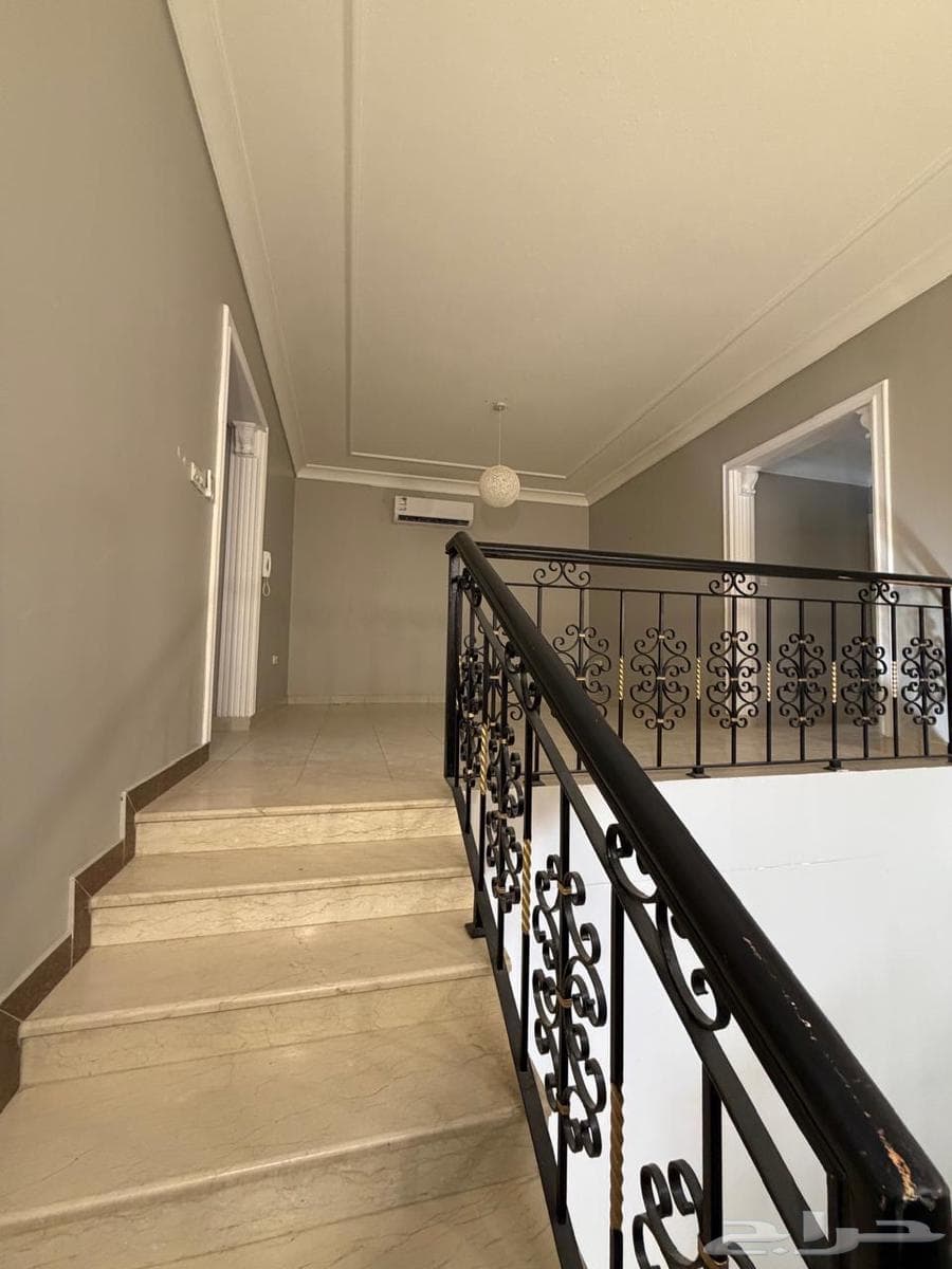 فيلا 8 غرف في صلاح الدين 3