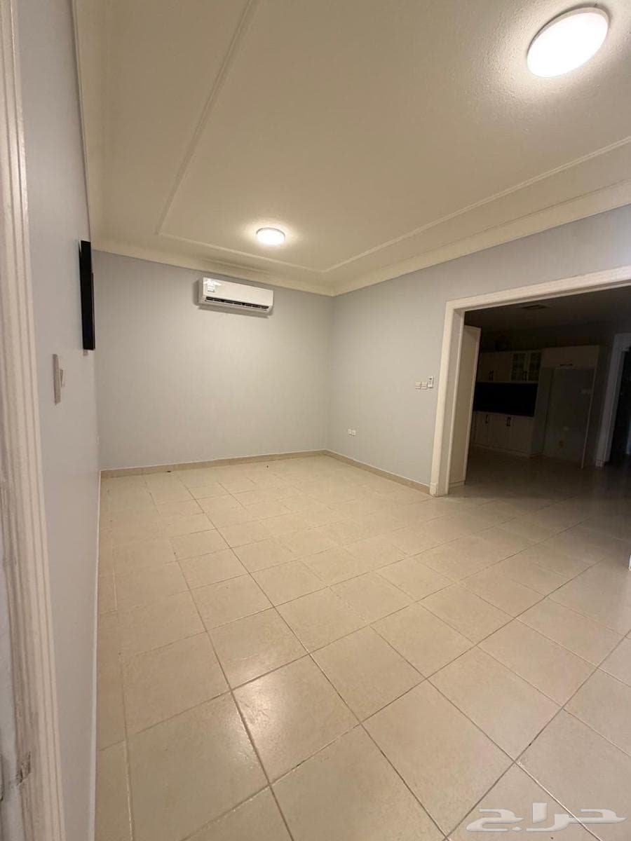 فيلا 8 غرف في صلاح الدين 10