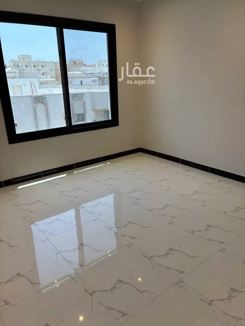 شقة 5 غرف في الرحاب 12