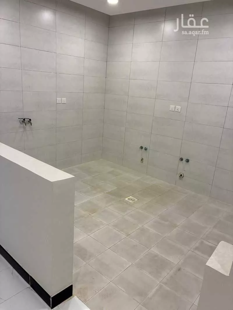 شقة 5 غرف في الرحاب 9