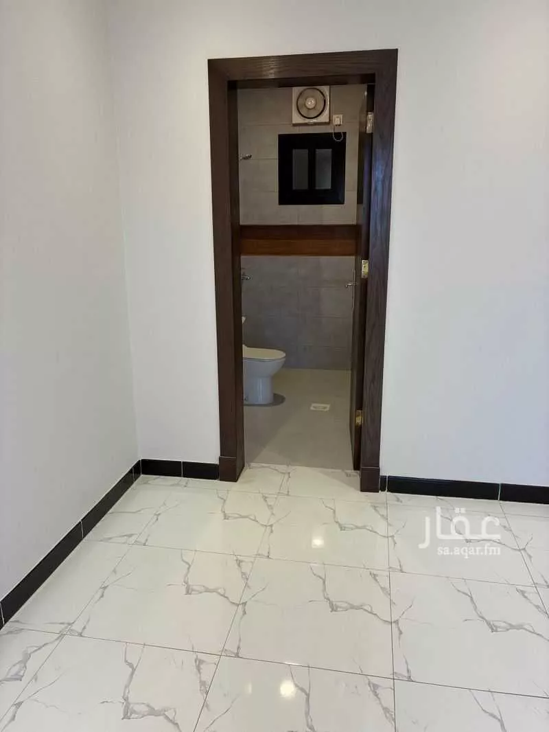 شقة 5 غرف في الرحاب 10