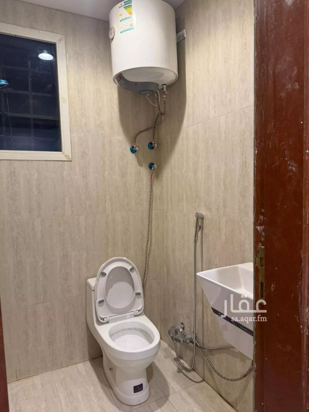 3 bedroom floor in Dhahrat Laban 2