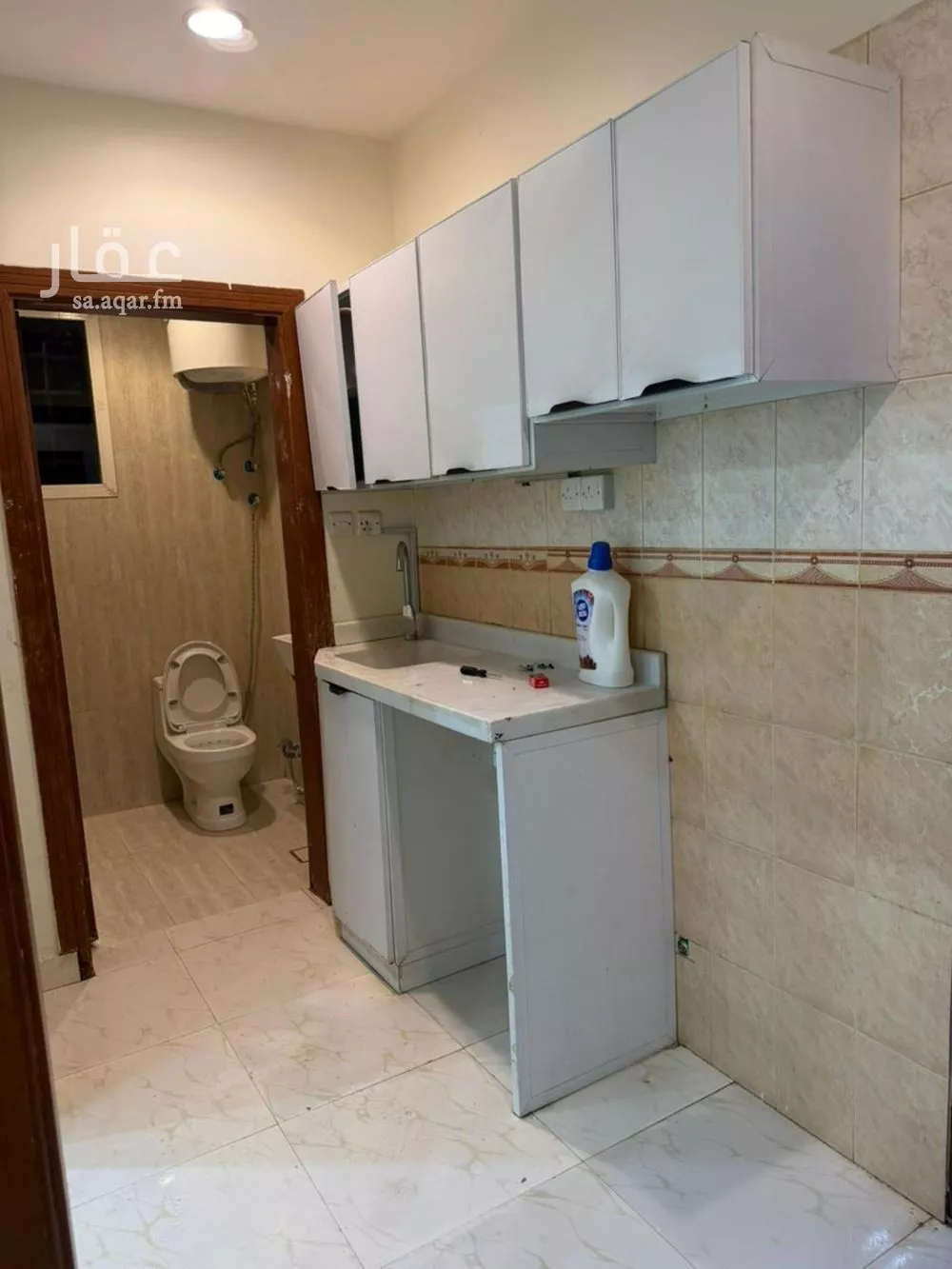 3 bedroom floor in Dhahrat Laban 5