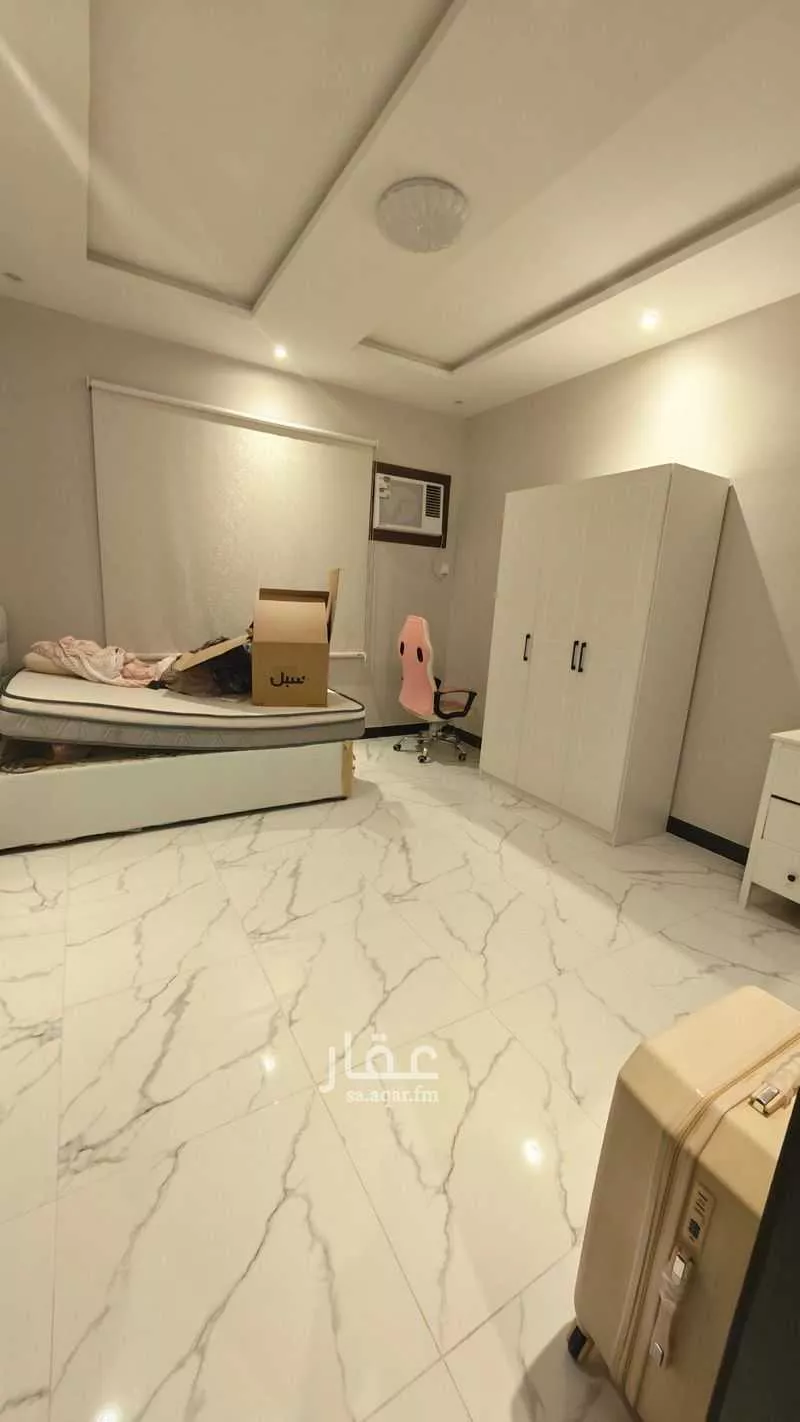 شقة 5 غرف في العزيزية 9