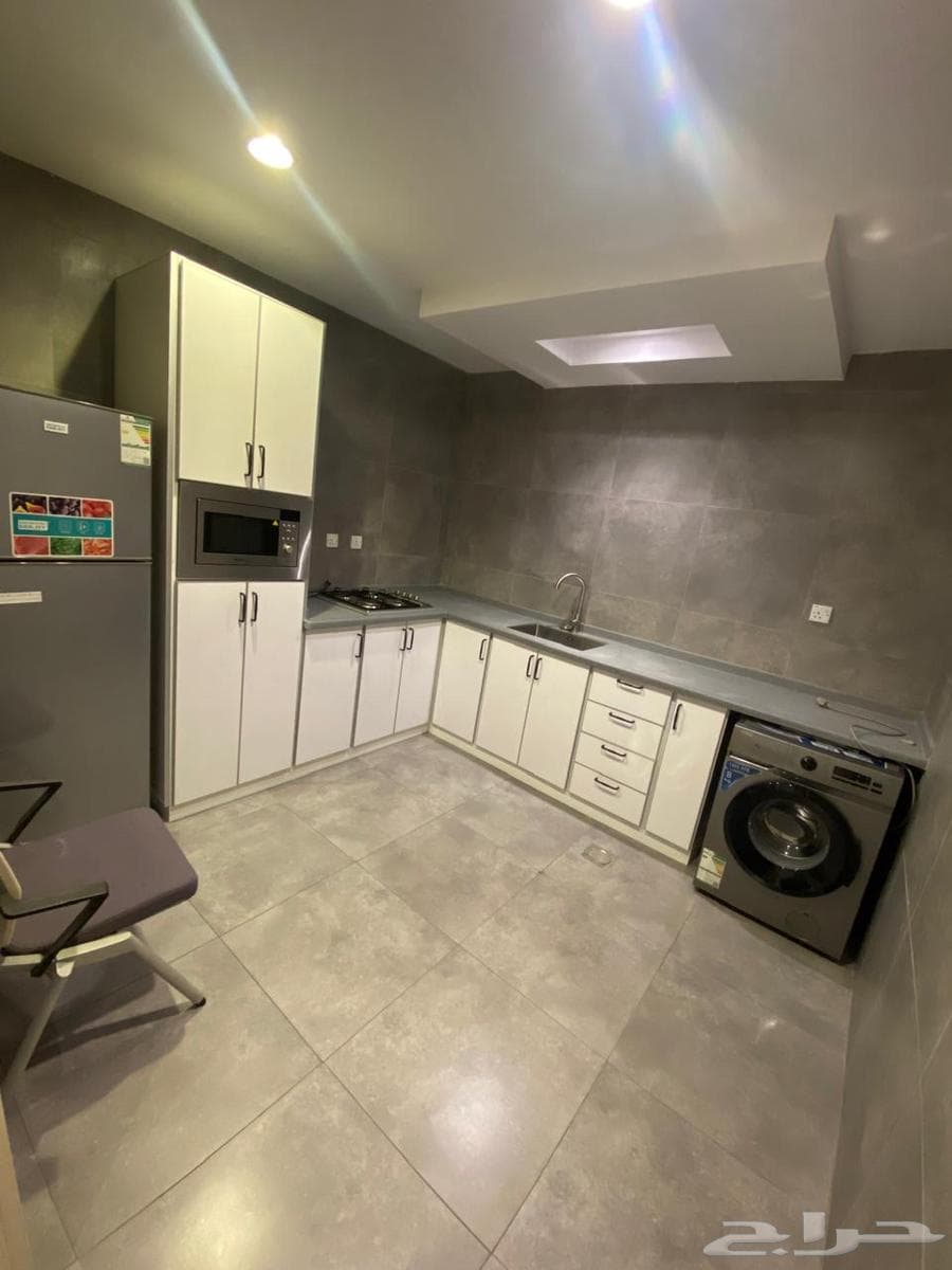 شقة 3 غرف في النسيم 6