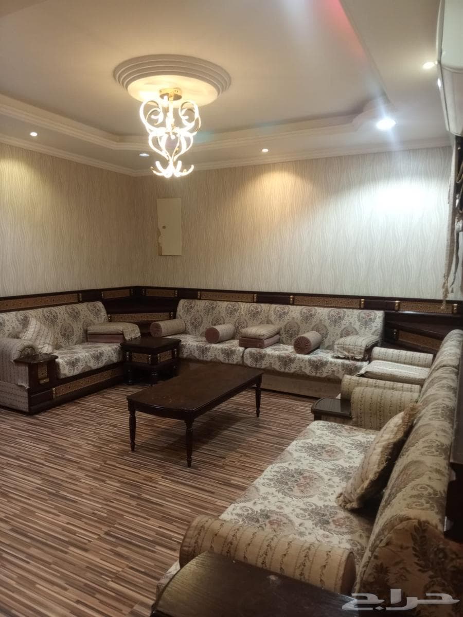 شقة 3 غرف في الربوة 10