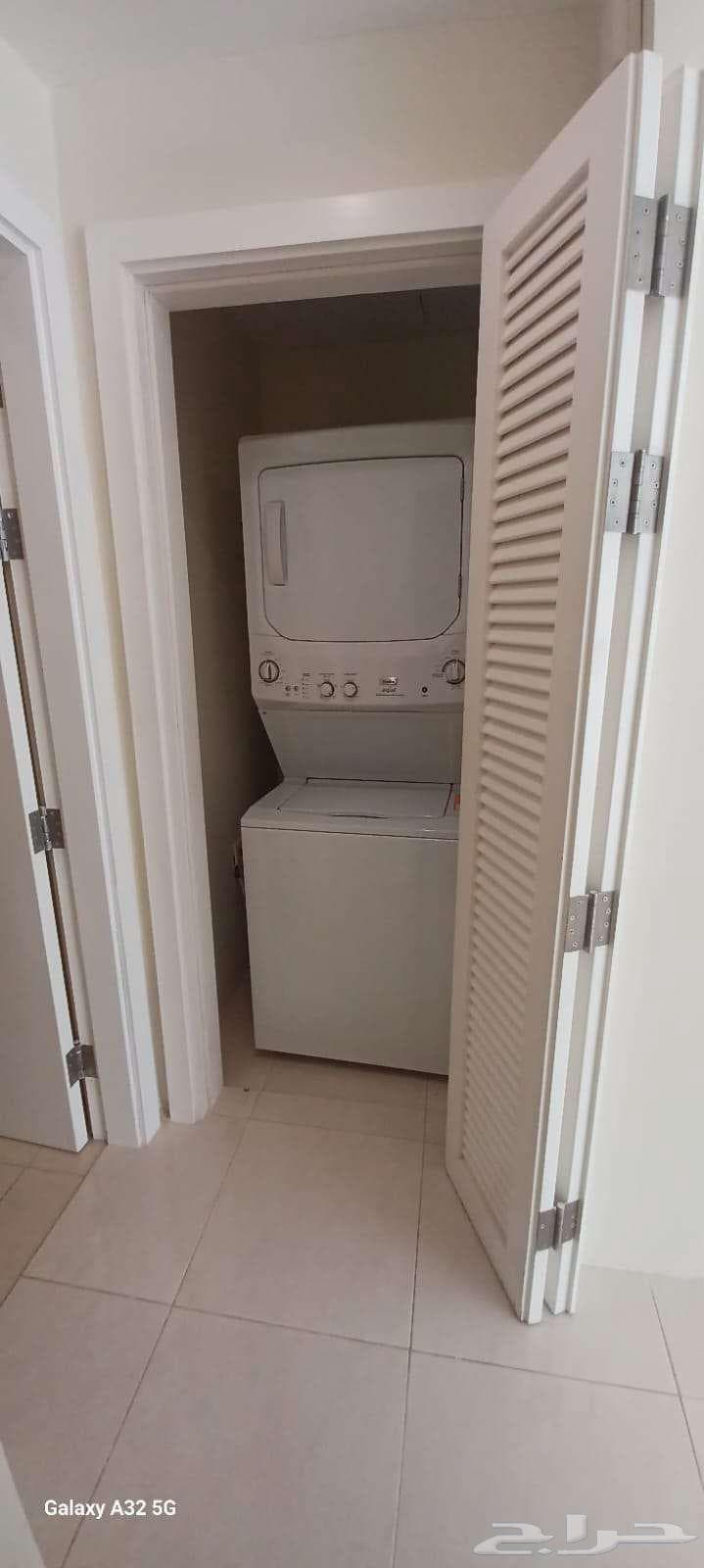 5 bedroom apartment in Al Nahda 11