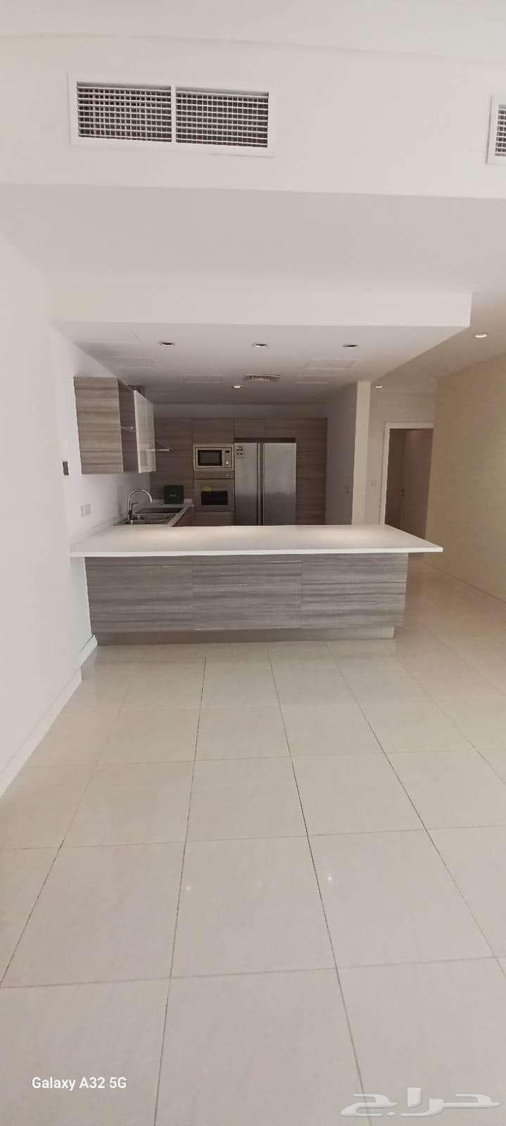 5 bedroom apartment in Al Nahda 12