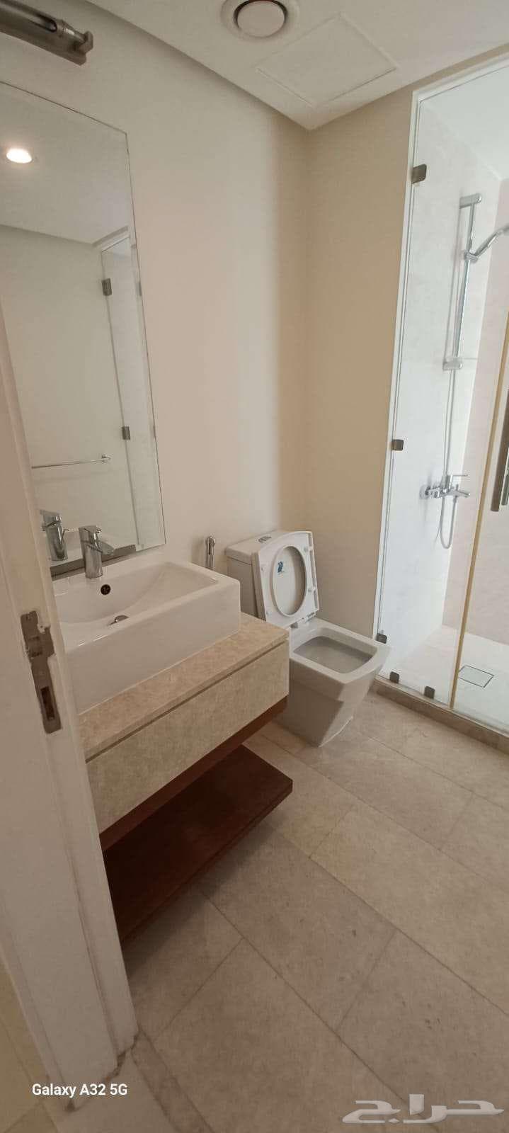 5 bedroom apartment in Al Nahda 4